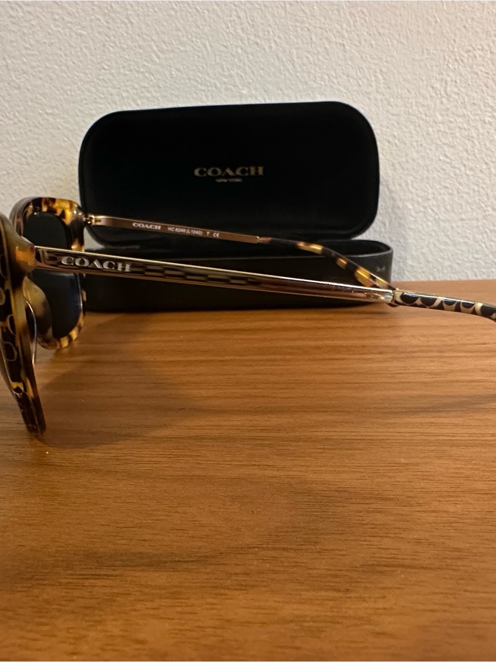Coach Signature Pattern Oversized Sunglasses in Black and Brown - Picture 2 of 2